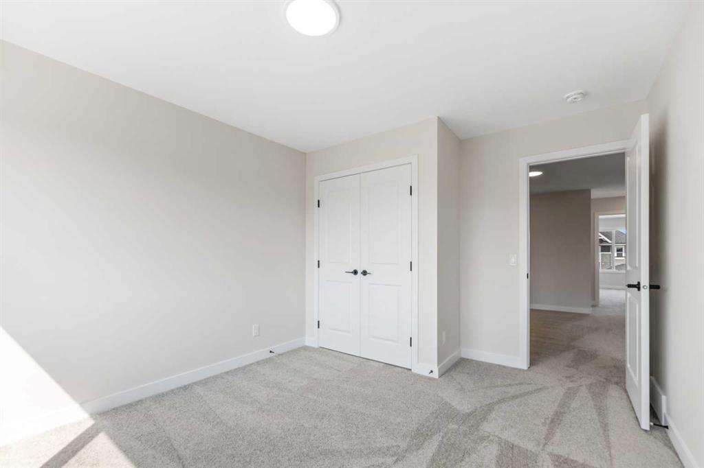 35 Corner Glen Common Property Photo 31