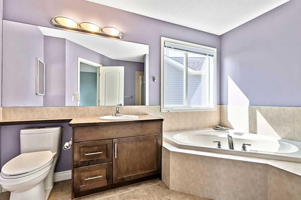 521 Westmount Close Property Photo 26