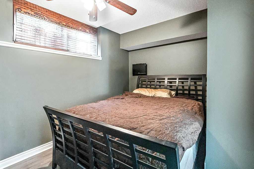521 Westmount Close Property Photo 35