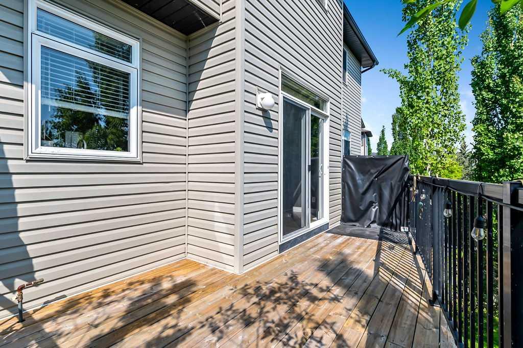 521 Westmount Close Property Photo 38