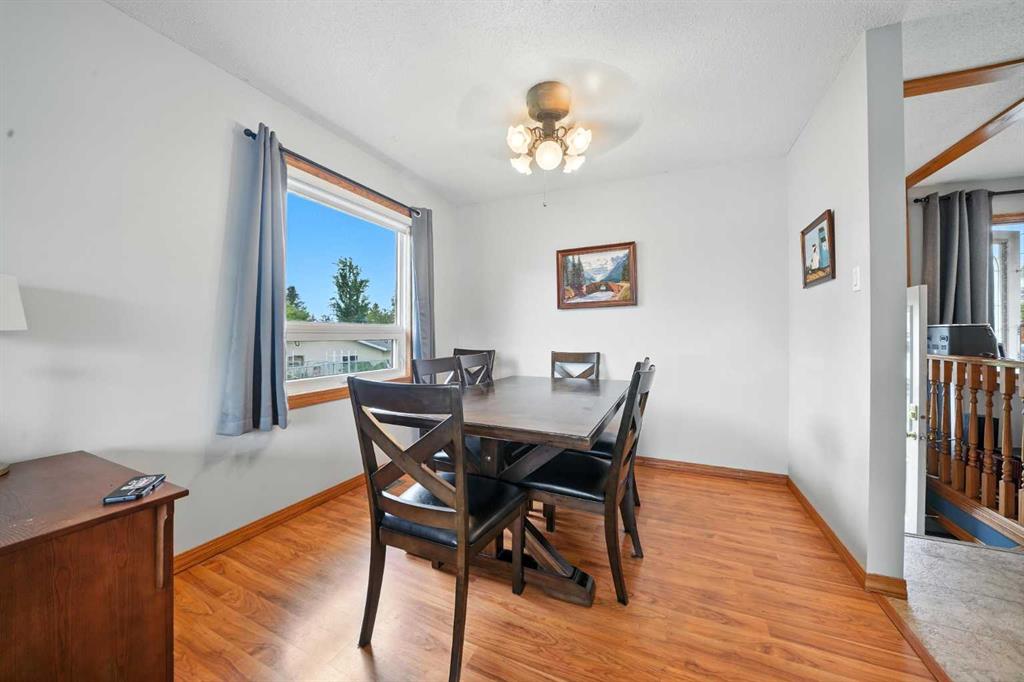 5220 52 Street Property Photo 8