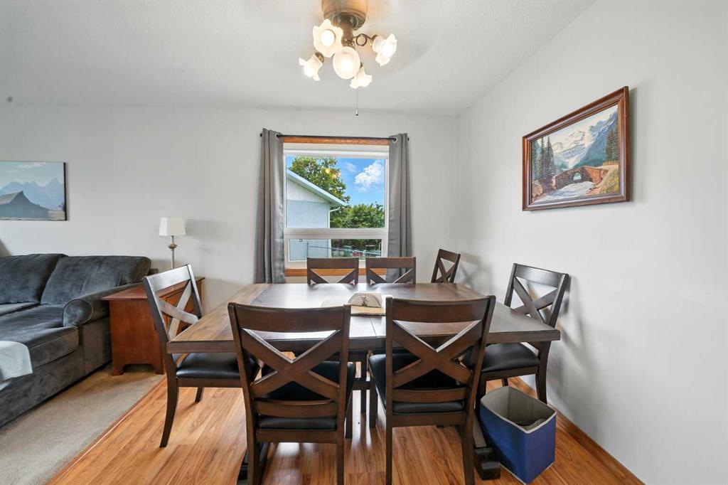 5220 52 Street Property Photo 9