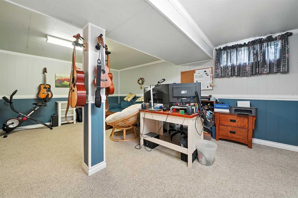5220 52 Street Property Photo 19