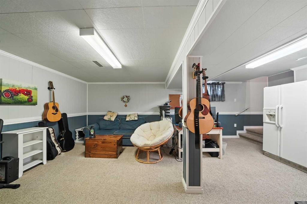 5220 52 Street Property Photo 20