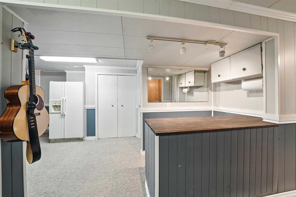 5220 52 Street Property Photo 21