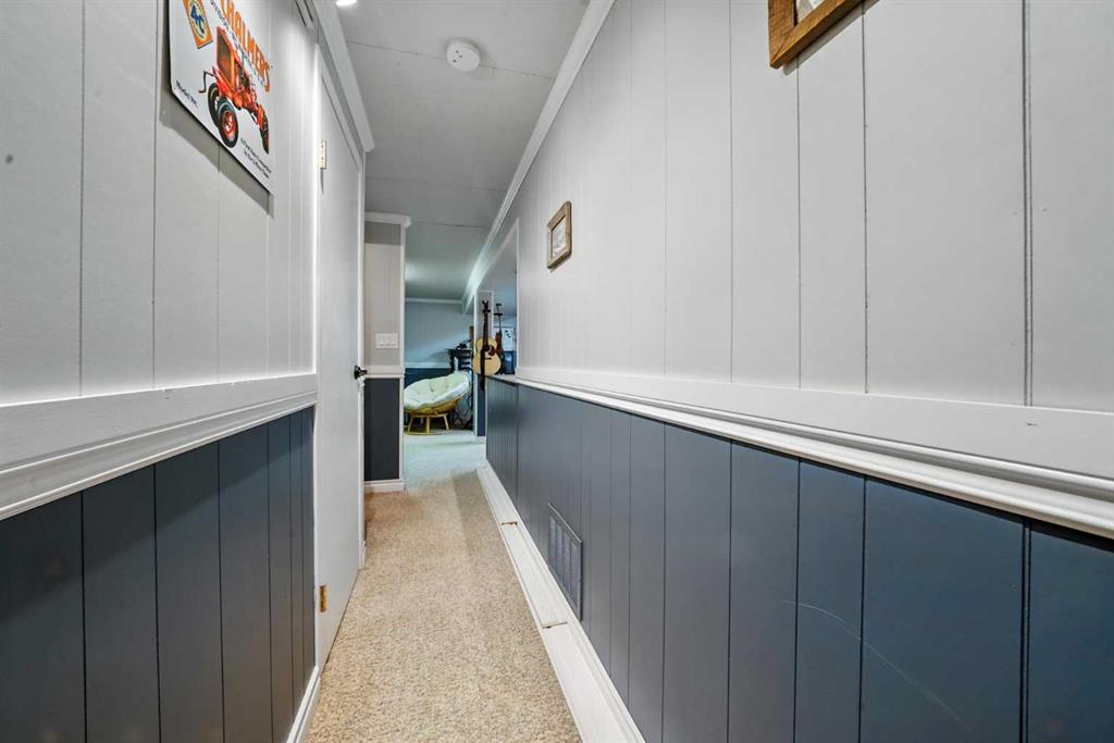 5220 52 Street Property Photo 22