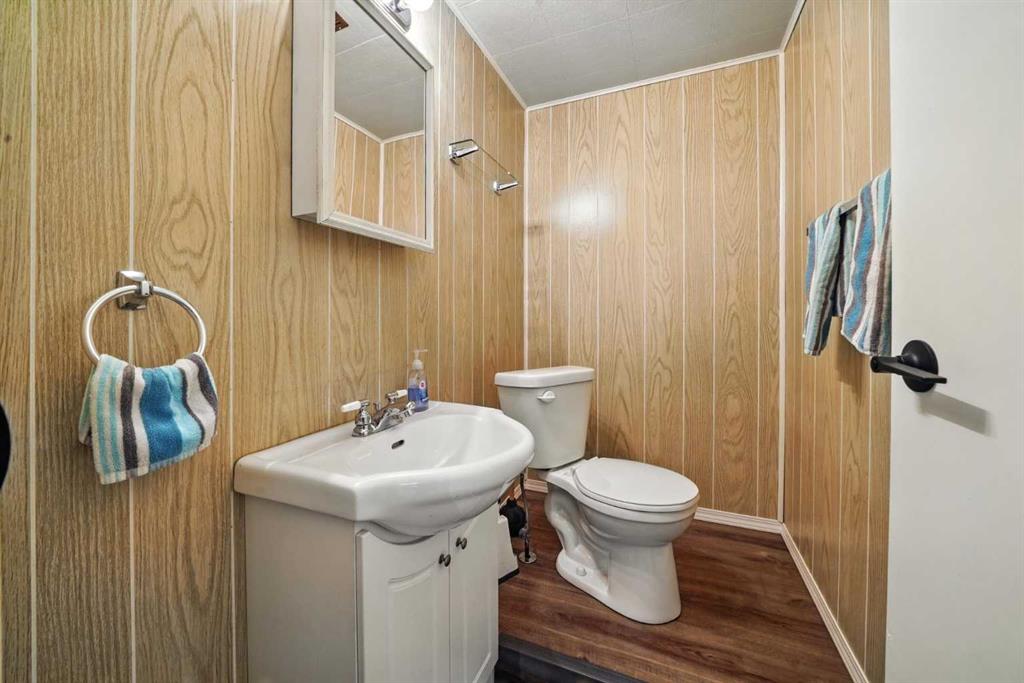 5220 52 Street Property Photo 25
