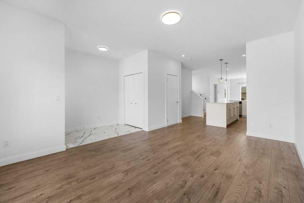 7589 202 Avenue Property Photo 7