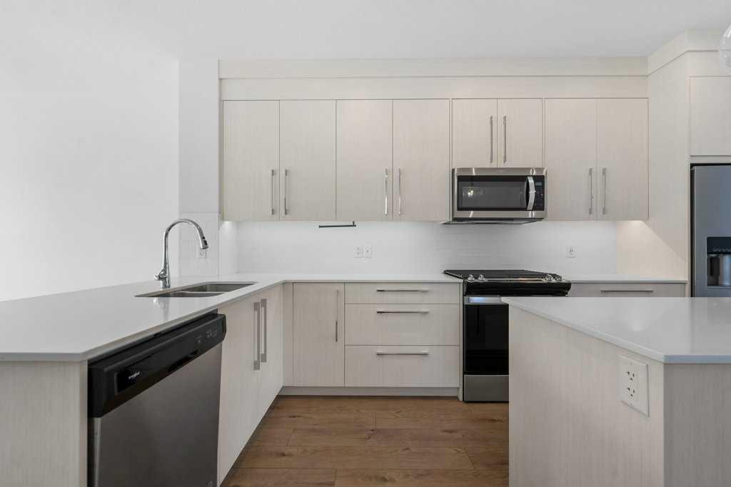 7589 202 Avenue Property Photo 12
