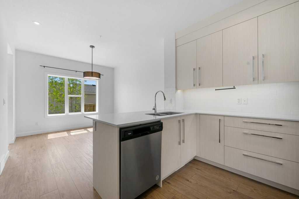 7589 202 Avenue Property Photo 13