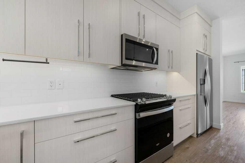 7589 202 Avenue Property Photo 17