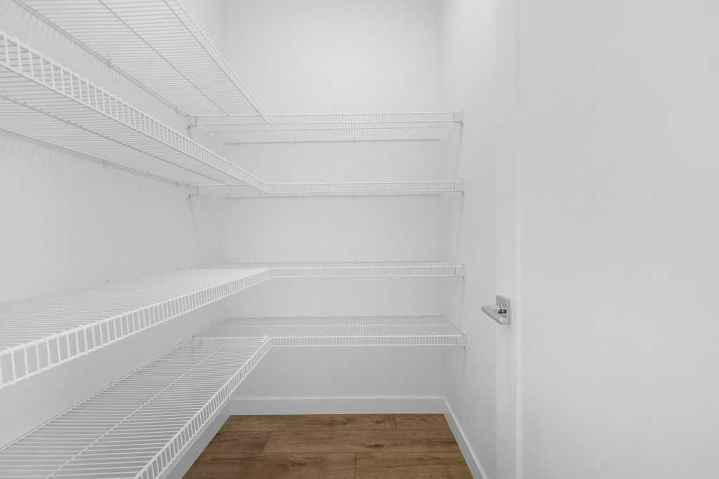 7589 202 Avenue Property Photo 20