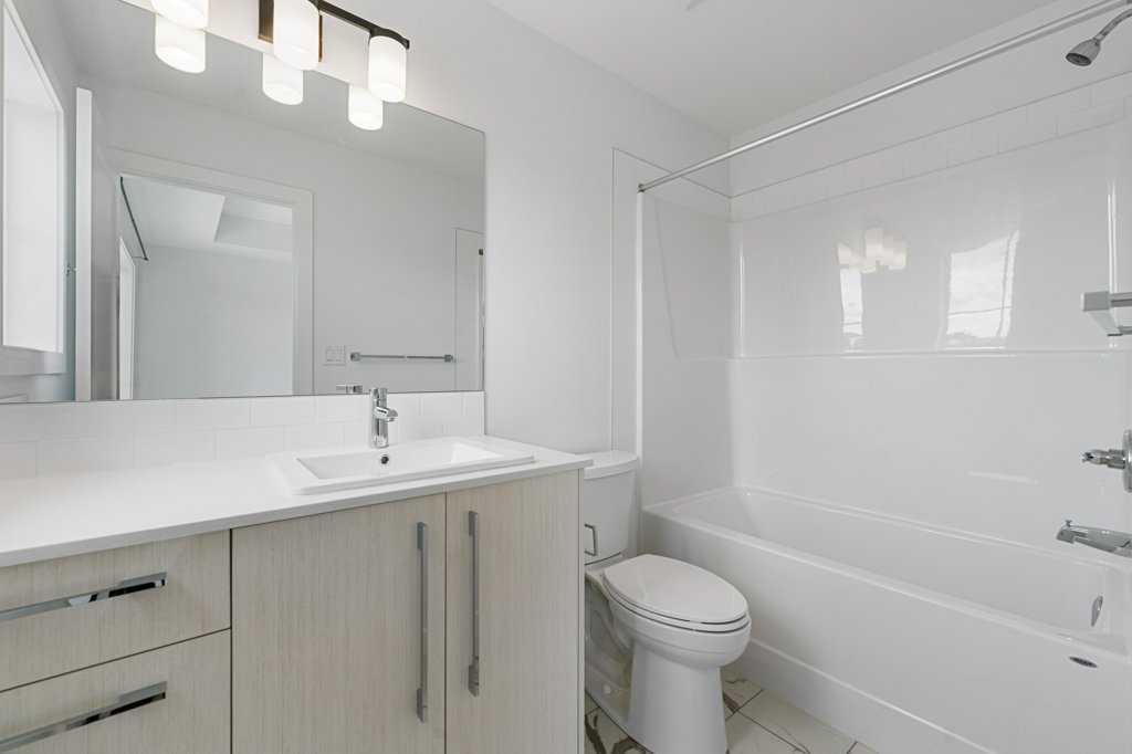 7589 202 Avenue Property Photo 34
