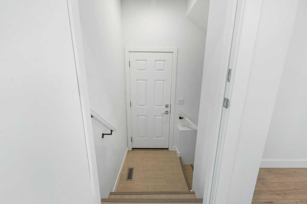7589 202 Avenue Property Photo 35