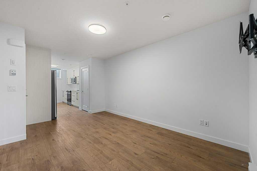 7589 202 Avenue Property Photo 37