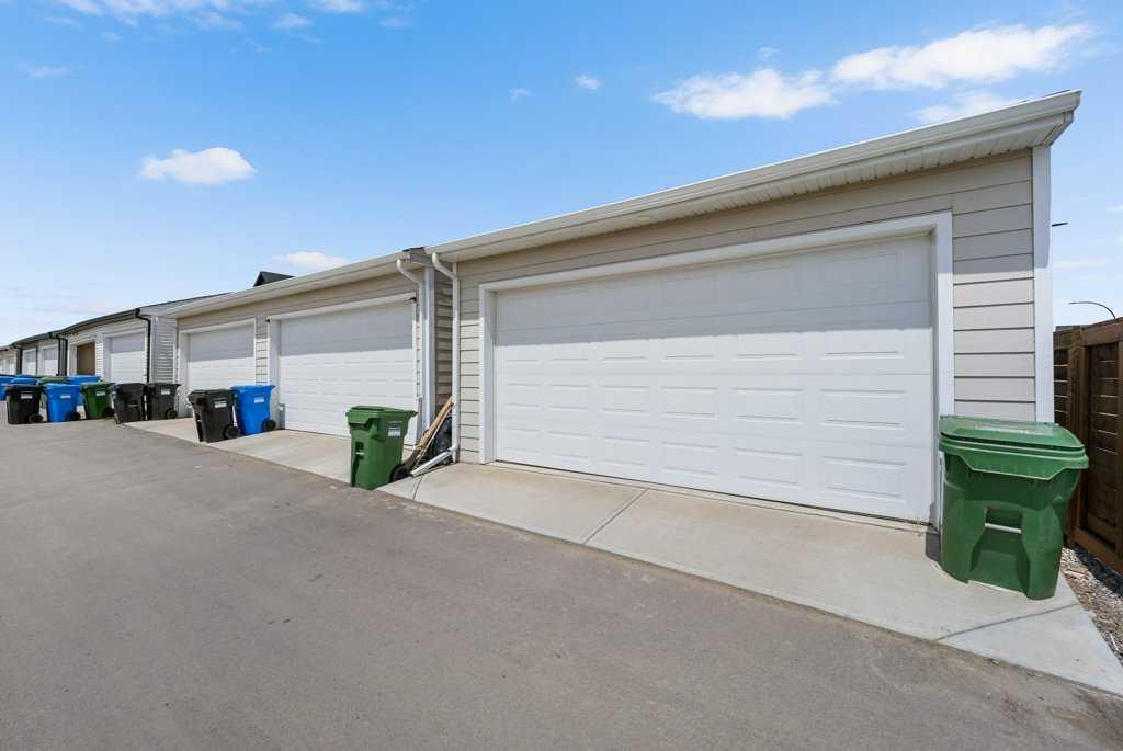 7589 202 Avenue Property Photo 47