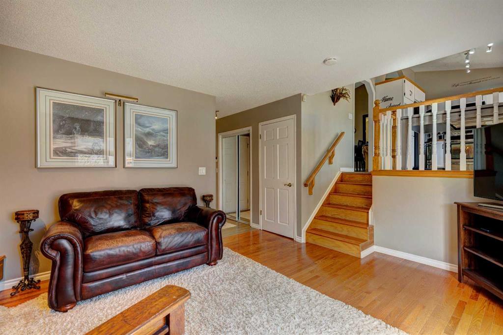 116 Macewan Ridge Close Property Photo 17