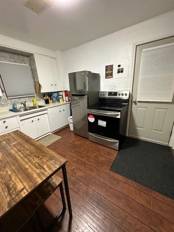 513 3 Street Property Photo 2