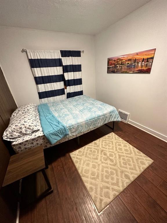 513 3 Street Property Photo 7