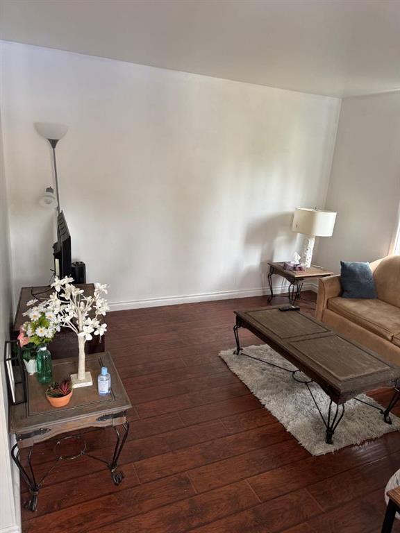 513 3 Street Property Photo 12