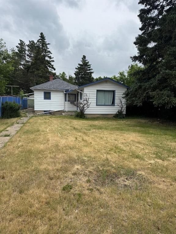 513 3 Street Property Photo 19