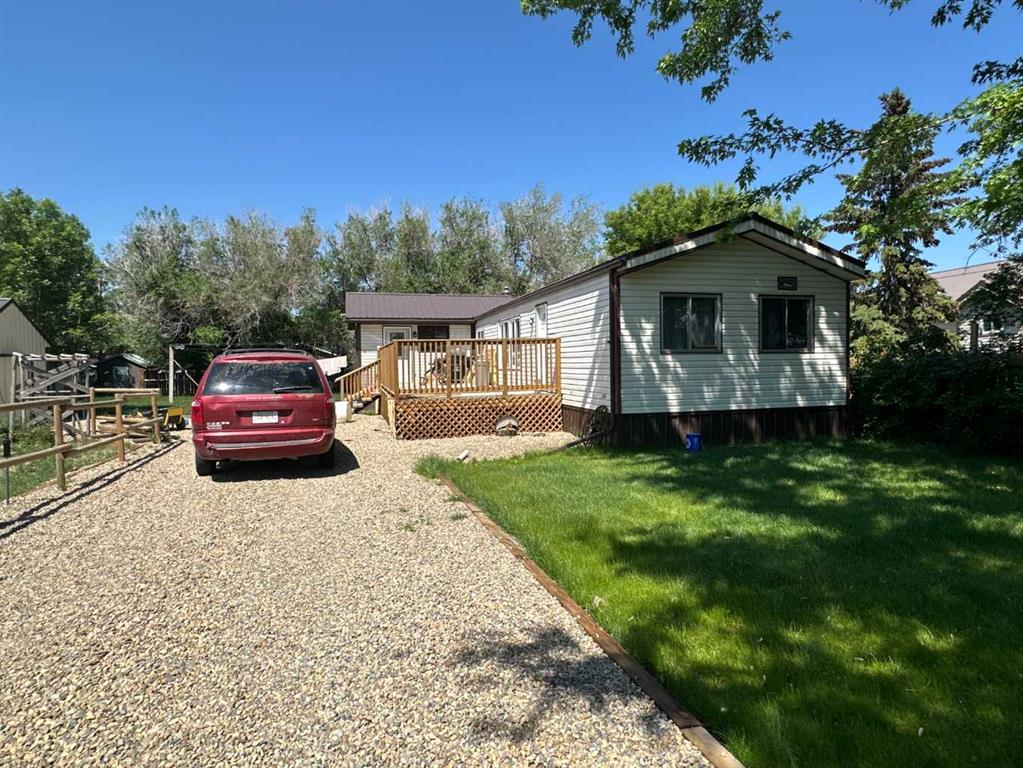 20 2 Avenue Property Photo 1