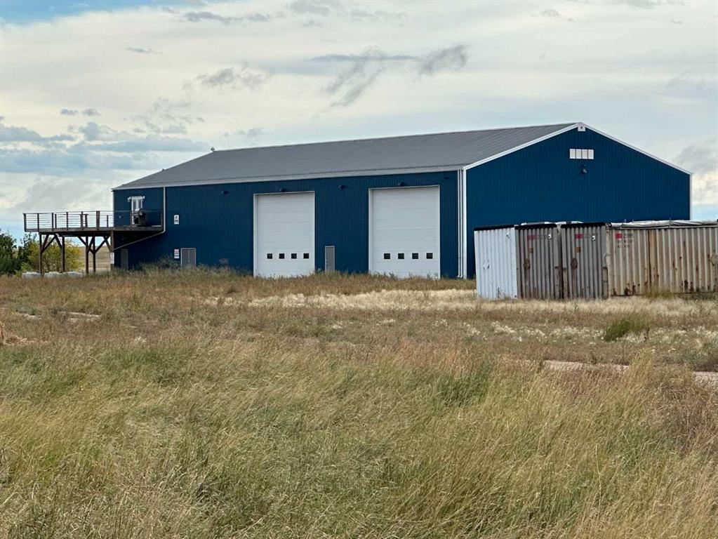 On 886 Highway Property Photo 1