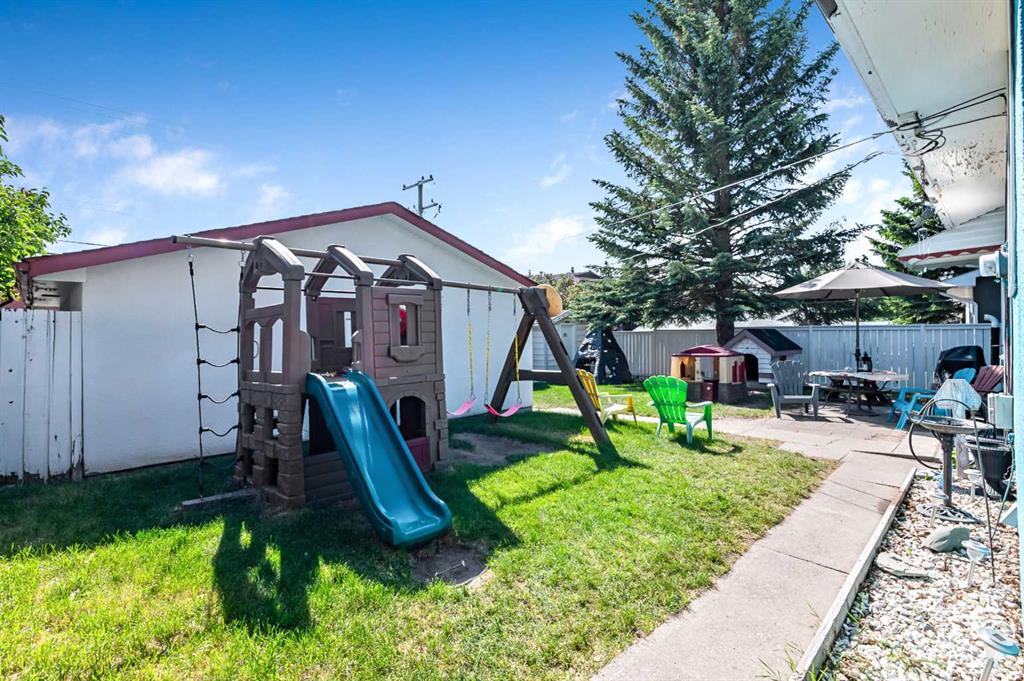 2628 Lionel Crescent Property Photo 30