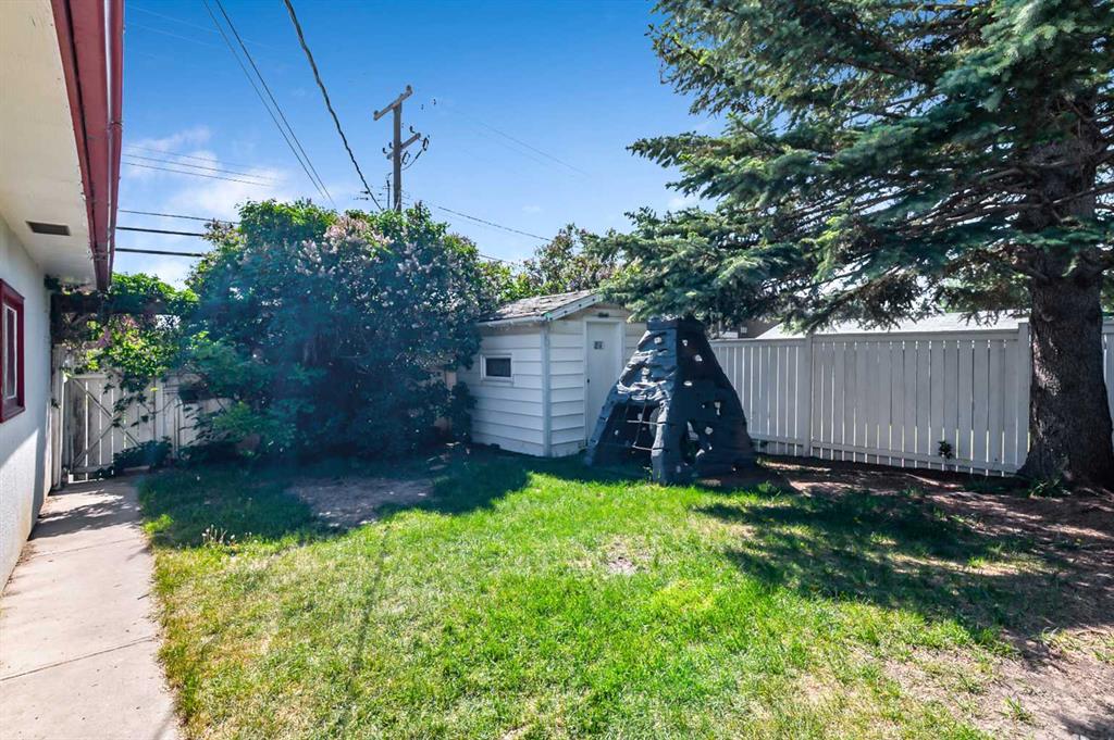 2628 Lionel Crescent Property Photo 31