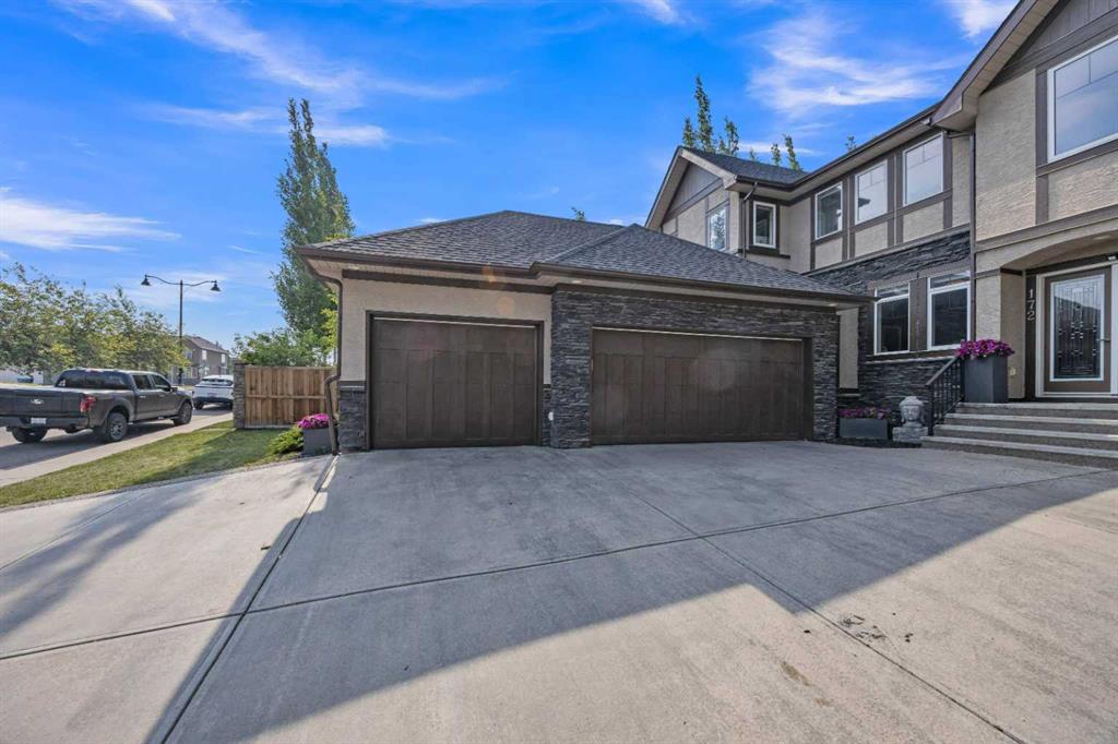 172 Panatella Crescent Property Photo 9