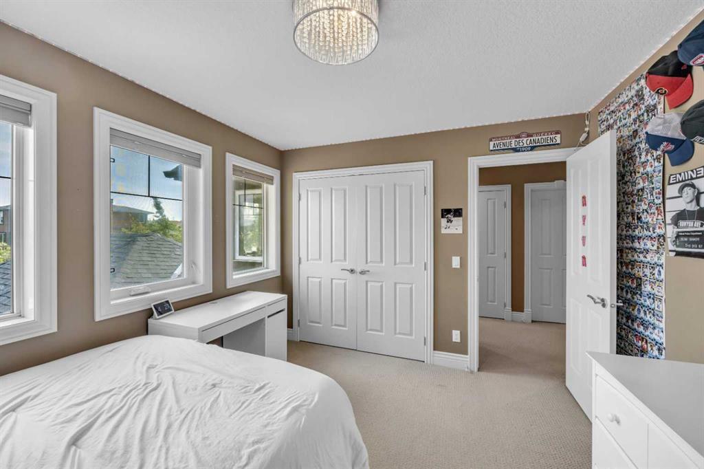 172 Panatella Crescent Property Photo 32