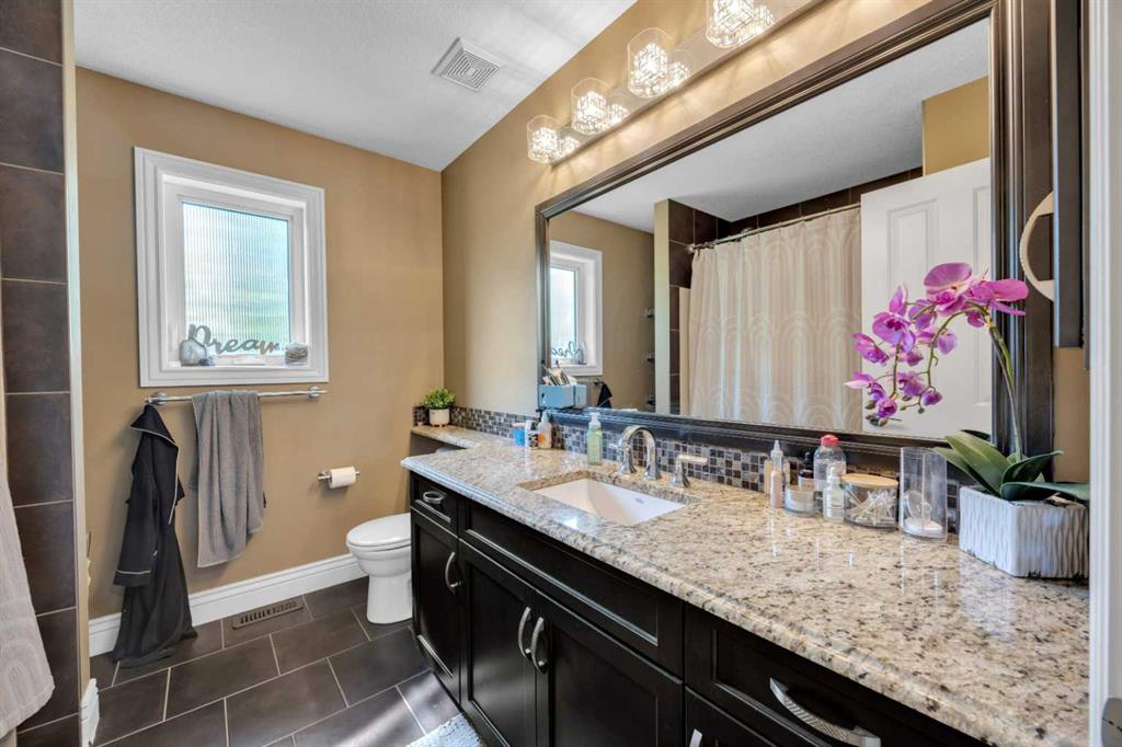 172 Panatella Crescent Property Photo 34