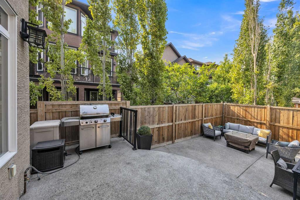 172 Panatella Crescent Property Photo 44