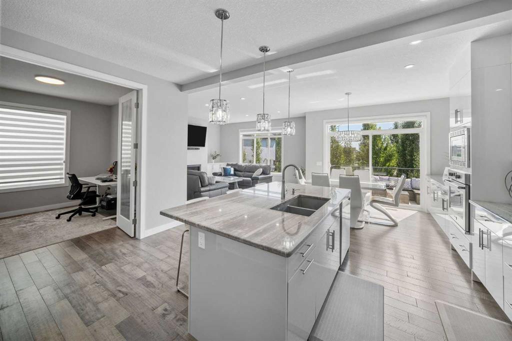 90 Stonemere Green Property Photo 3