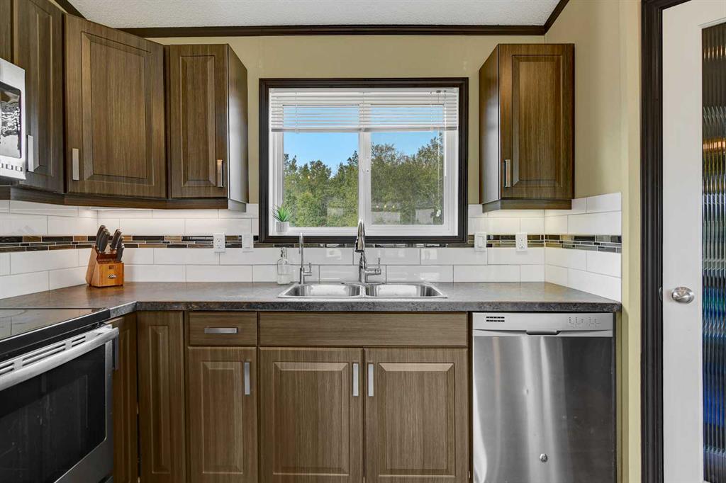 712045 Range Road 90 Property Photo 21