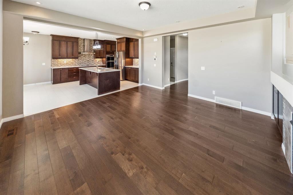 34 Cityscape Bay Property Photo 15