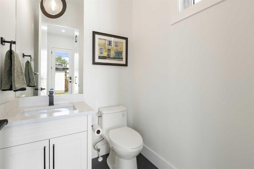 2016 34 Street Property Photo 17