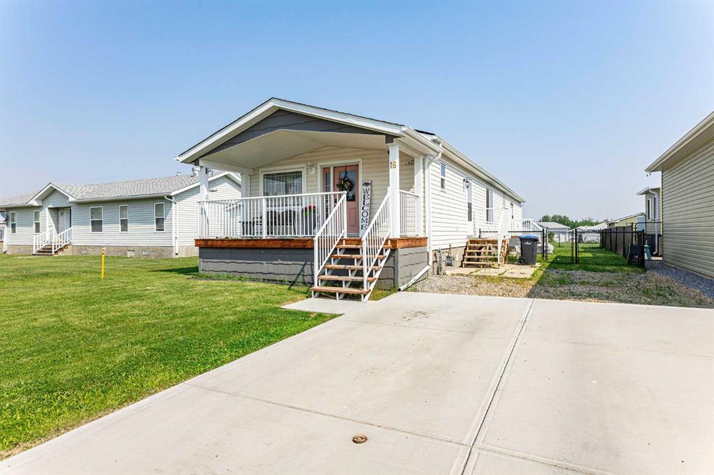 16 Baywood Link Property Photo 1