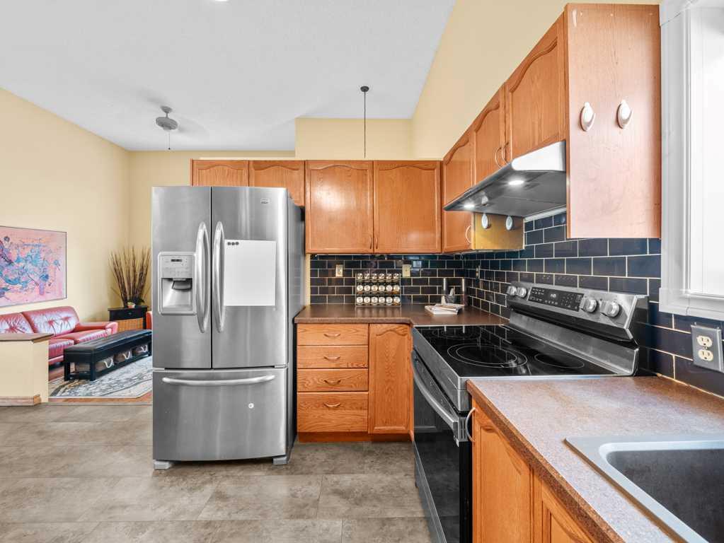 230 Costa Mesa Close Property Photo 8