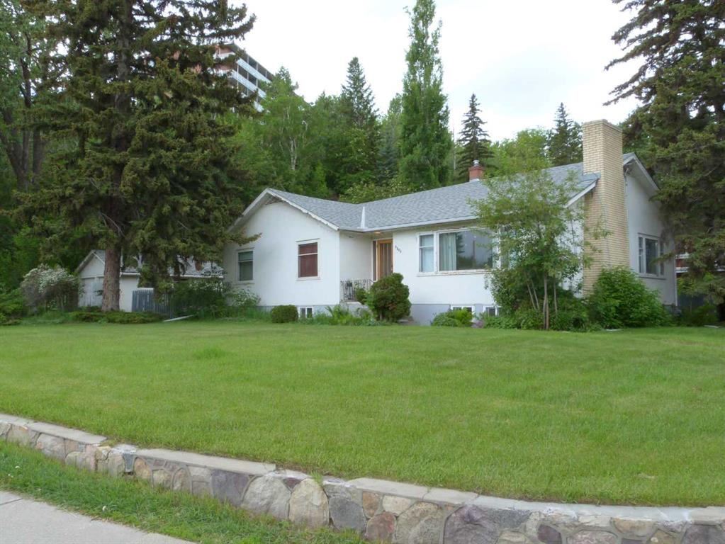 3205 4 Street Property Photo 1