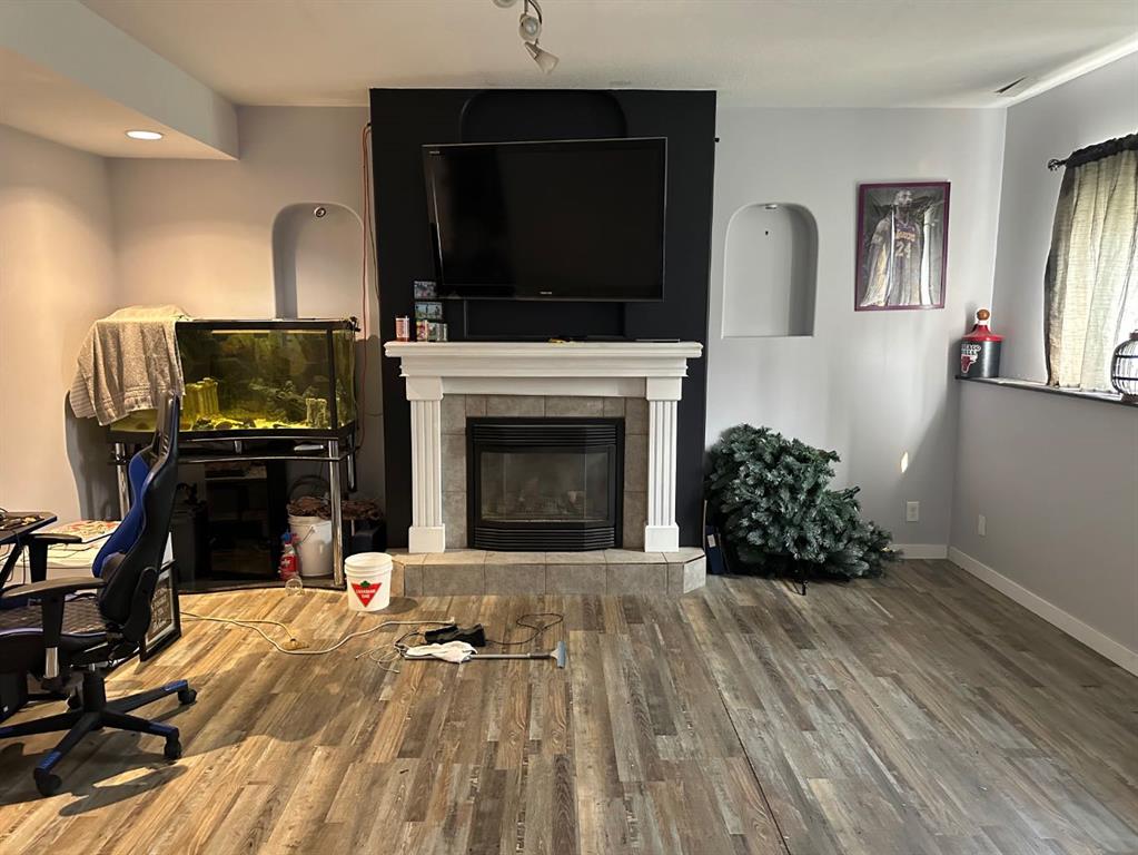 9025 60a Avenue Property Photo 17