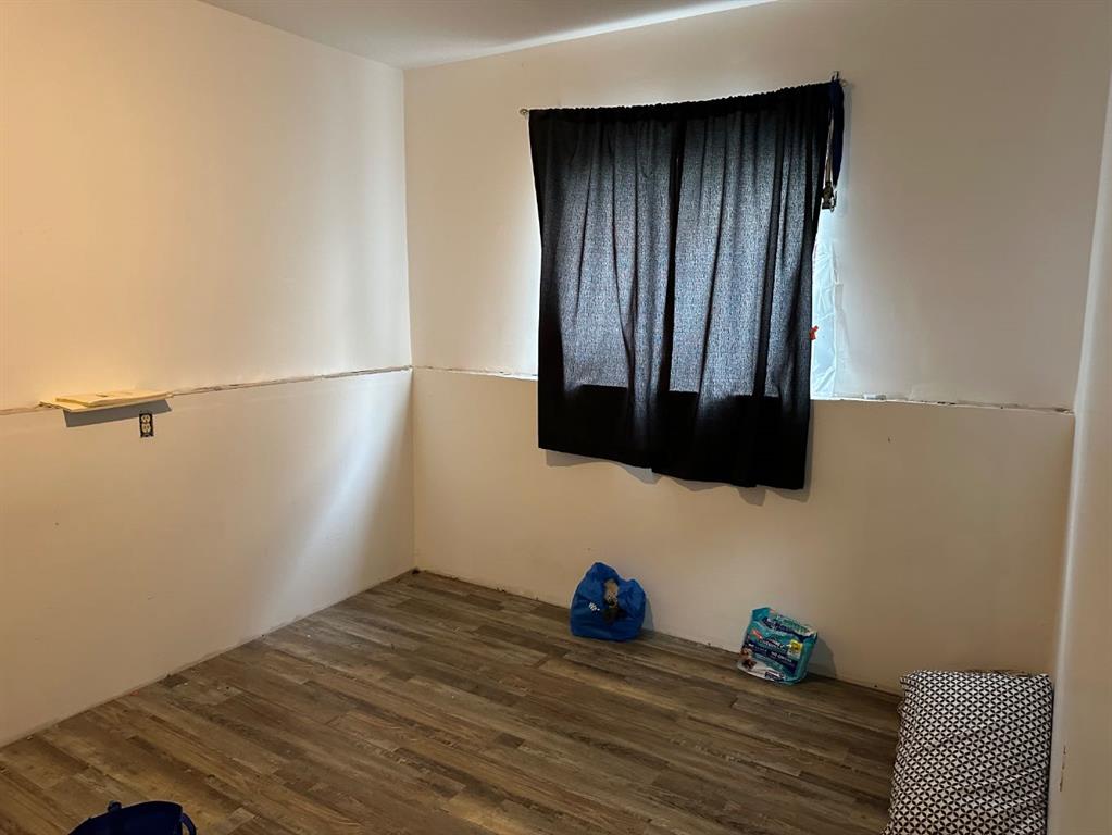 9025 60a Avenue Property Photo 23