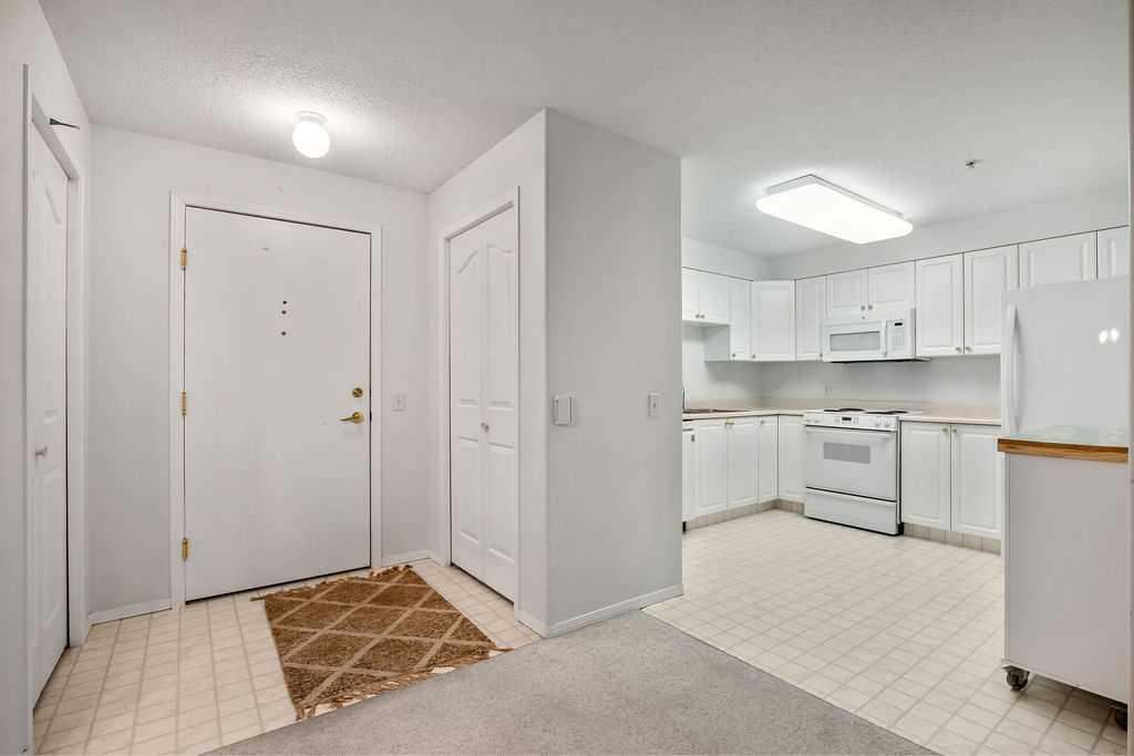 3207 Millrise Point Property Photo 2