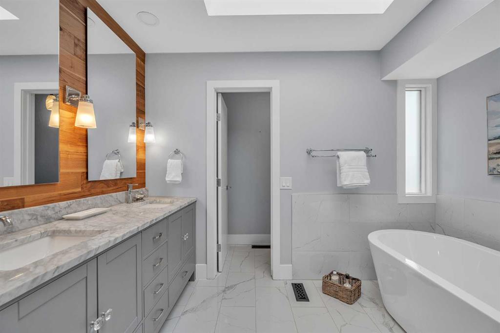 129 Edgebrook Gardens Property Photo 32