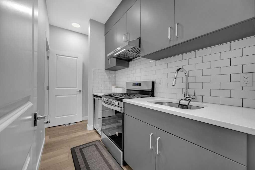 18 Belvedere Point Property Photo 14
