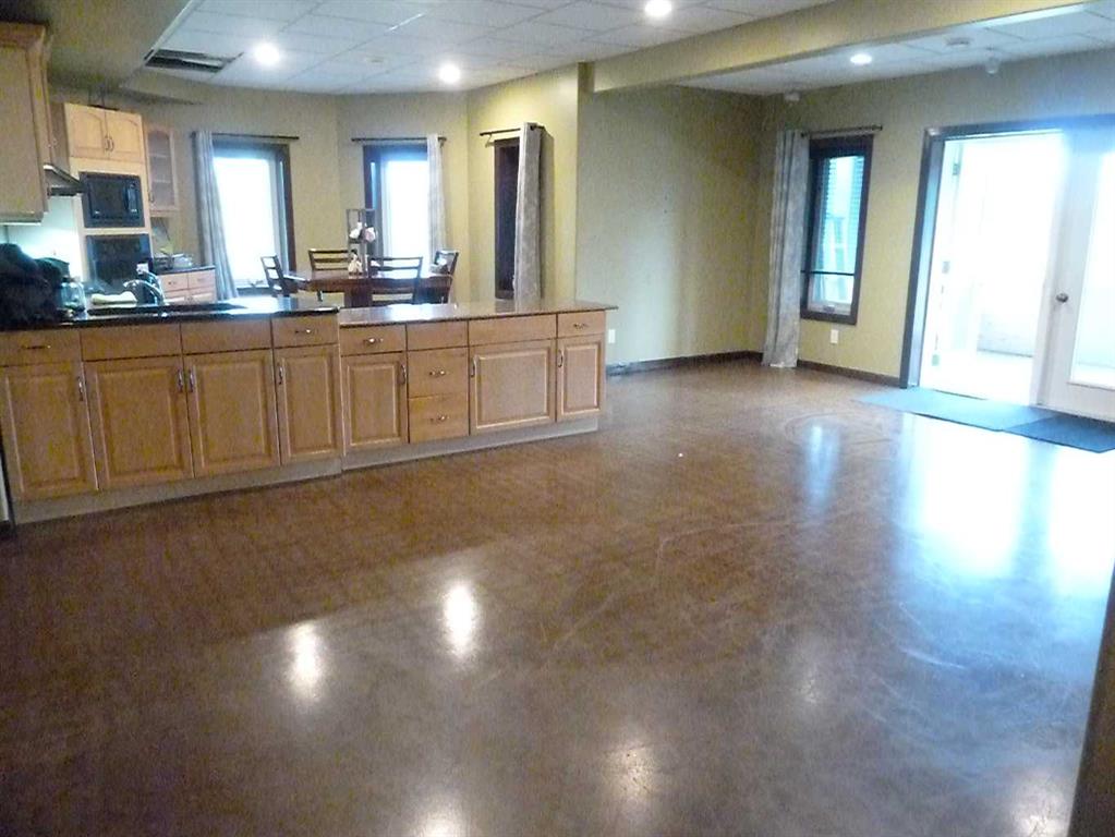 65471 152 Range Property Photo 25