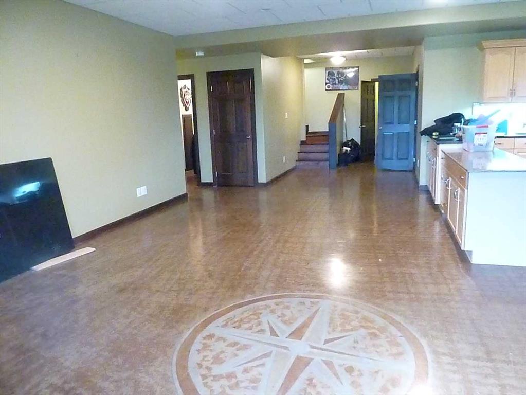 65471 152 Range Property Photo 26