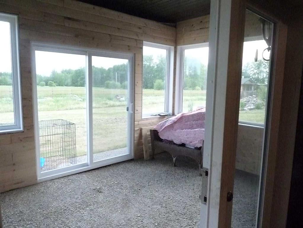 65471 152 Range Property Photo 32