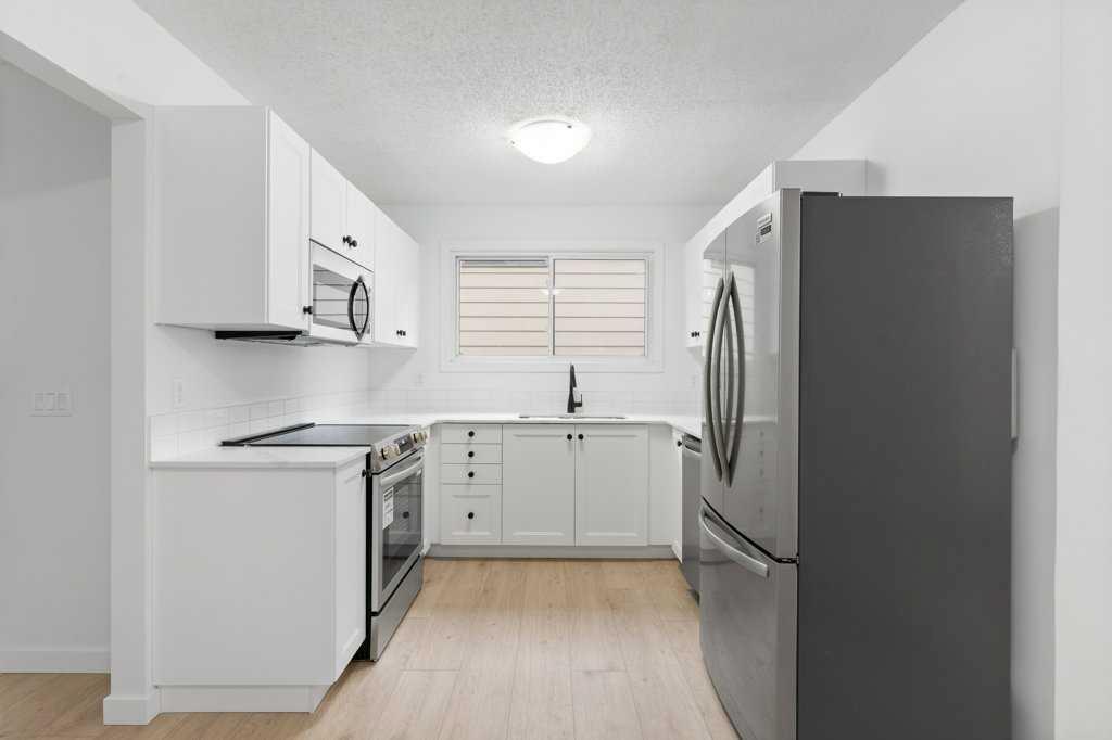 132 Deerview Drive Property Photo 6