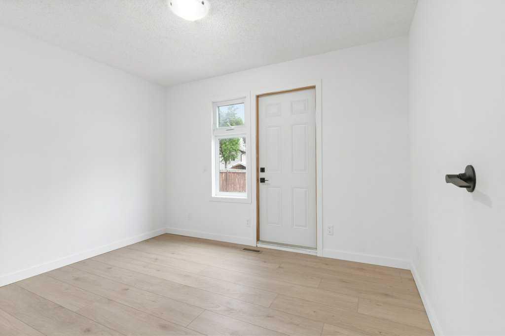 132 Deerview Drive Property Photo 16